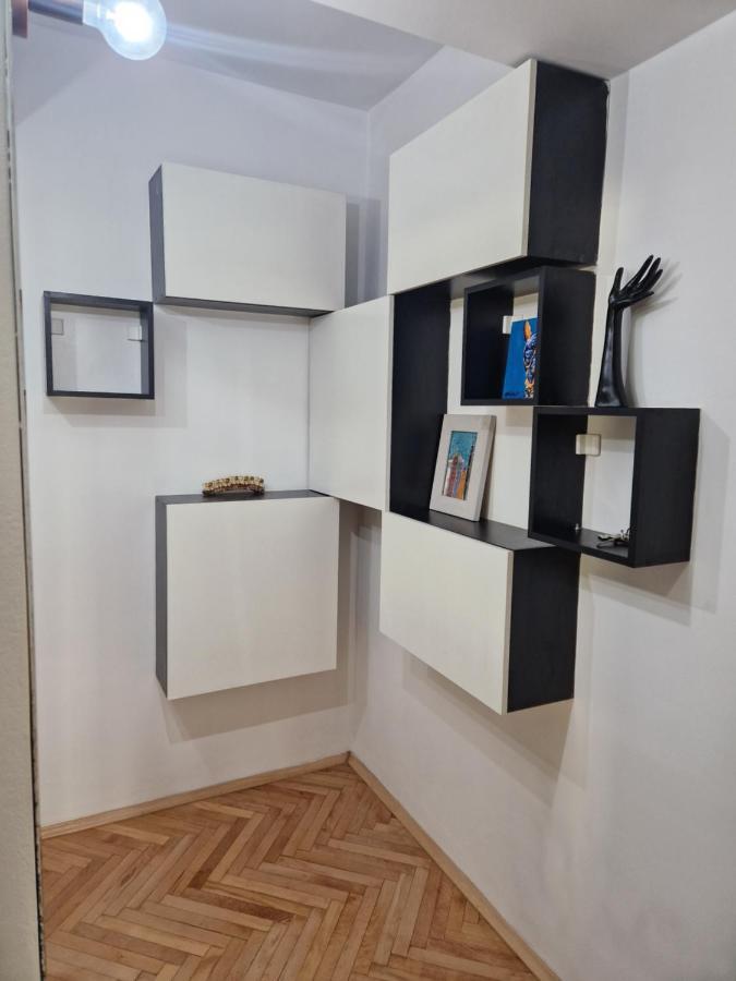 Comfy Center Apartment Skopje Exterior photo
